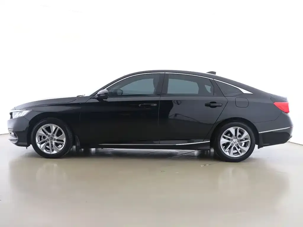 Honda Accord — фото 4