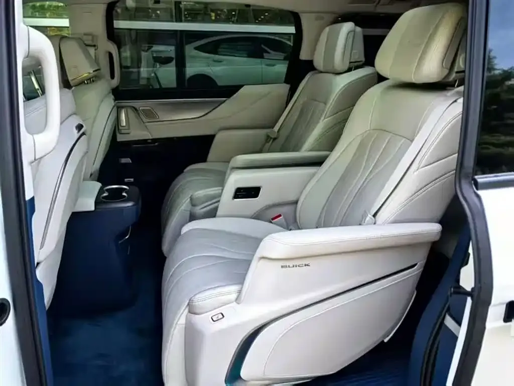 Buick GL8 Hybrid 2024 из CN, фото 2