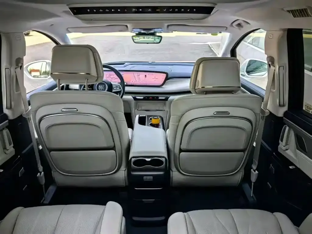 Buick GL8 Hybrid 2024 из CN, фото 3