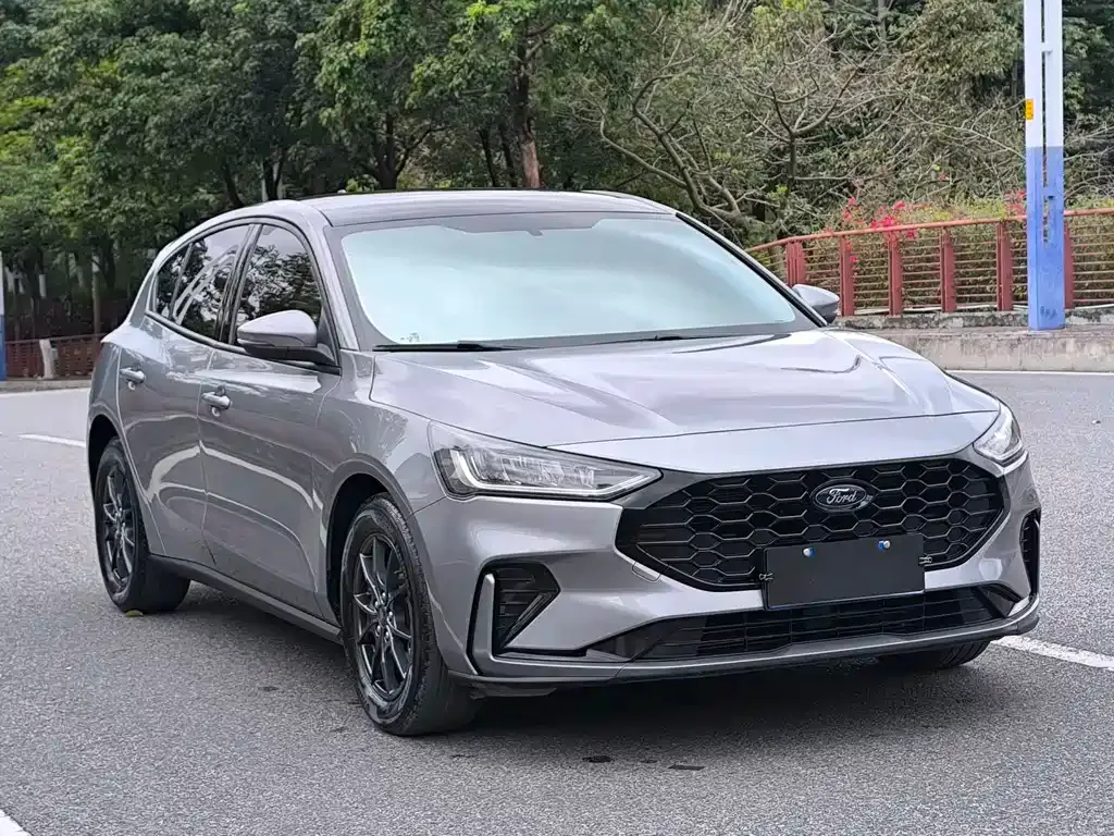 Ford Focus 2022 из CN, фото 3