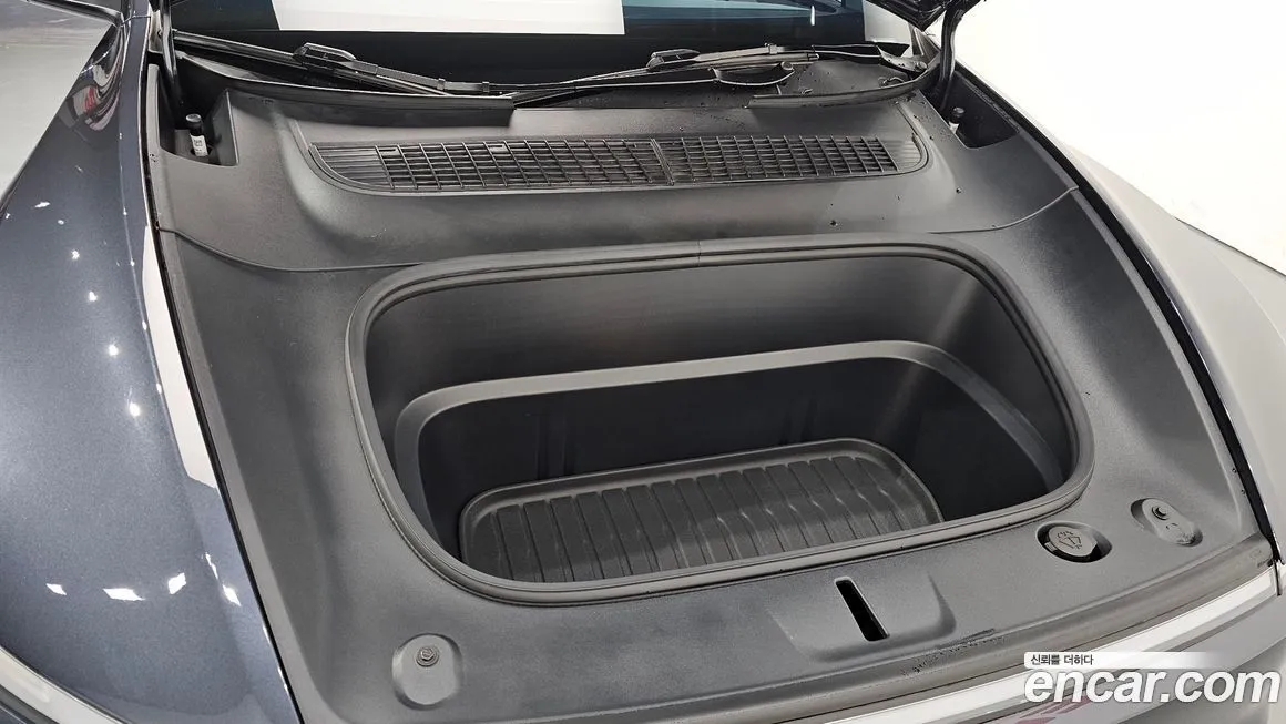 Tesla Model Y 2025 из KR, фото 7