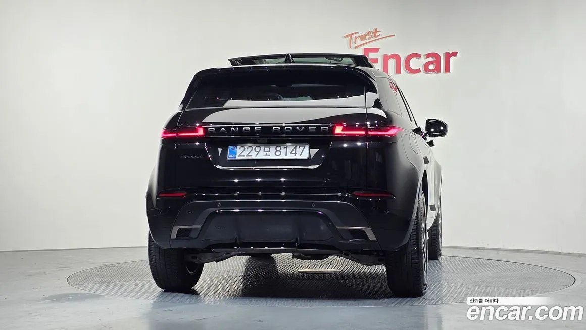 Land Rover Range Rover Evoque — фото 4