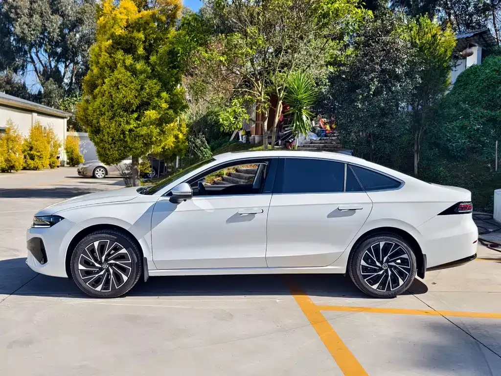 Volkswagen Sagitar 2025 из CN, фото 10