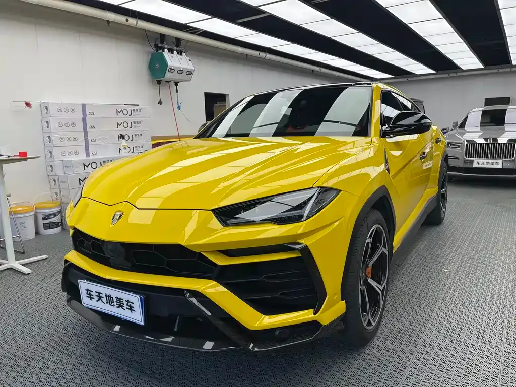 Lamborghini Urus 2021 из CN, фото 1