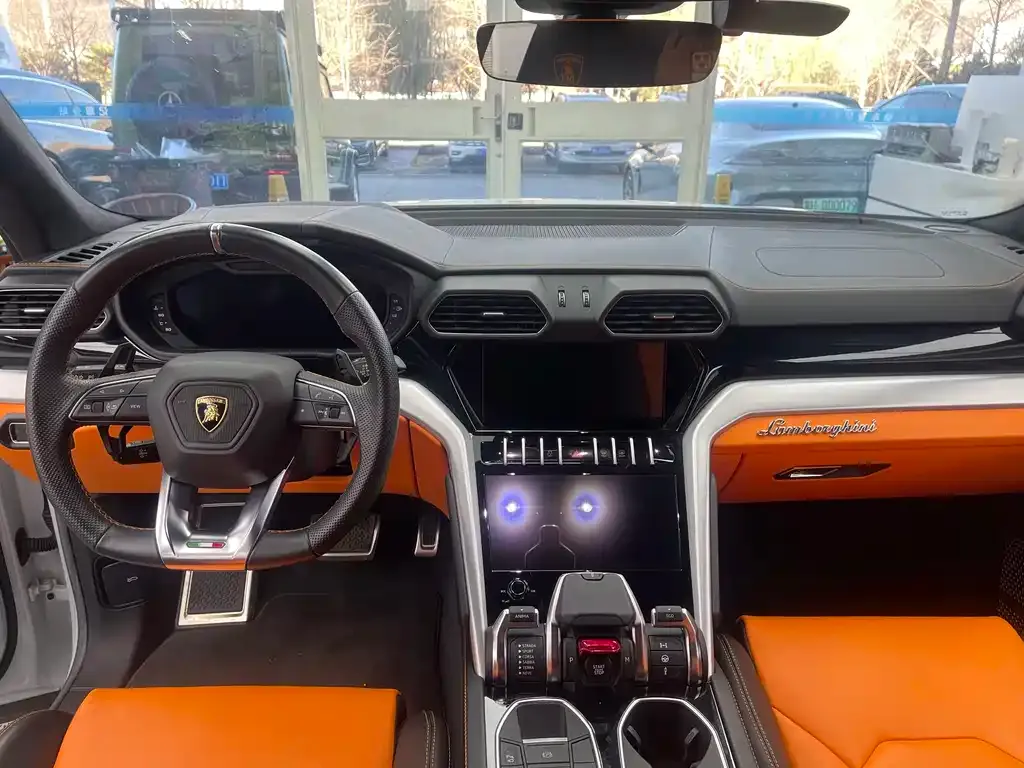 Lamborghini Urus 2021 из CN, фото 4