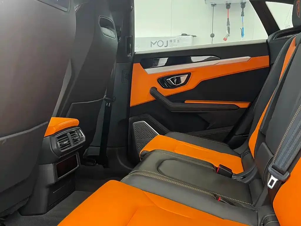 Lamborghini Urus 2021 из CN, фото 8