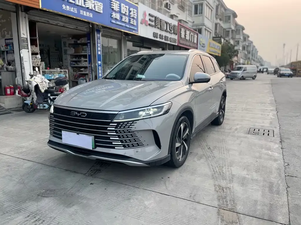 BYD Seal 05 DM-i — фото 1