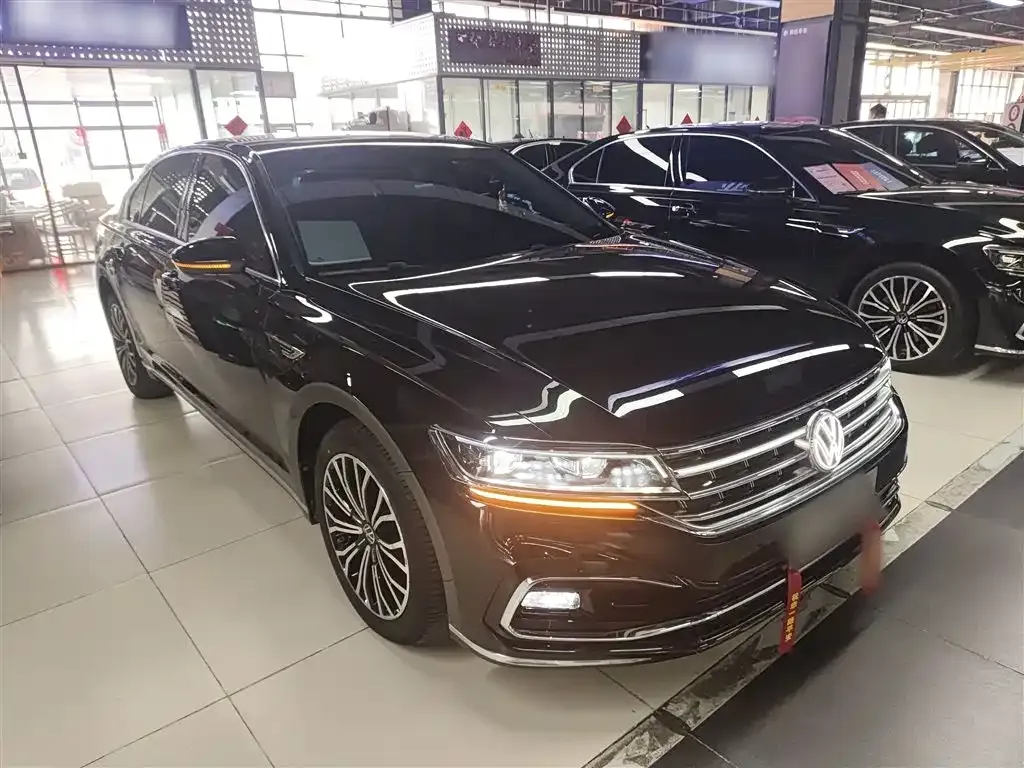 Volkswagen Phideon 2023 из CN, фото 3