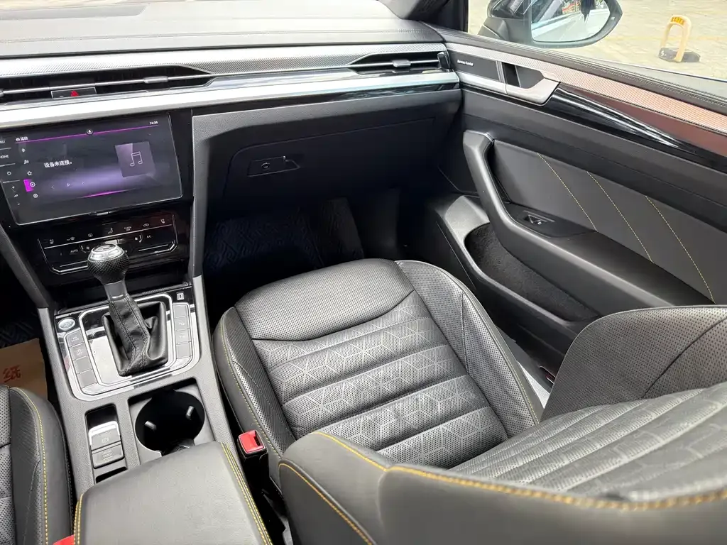 Volkswagen CC 2023 из CN, фото 7