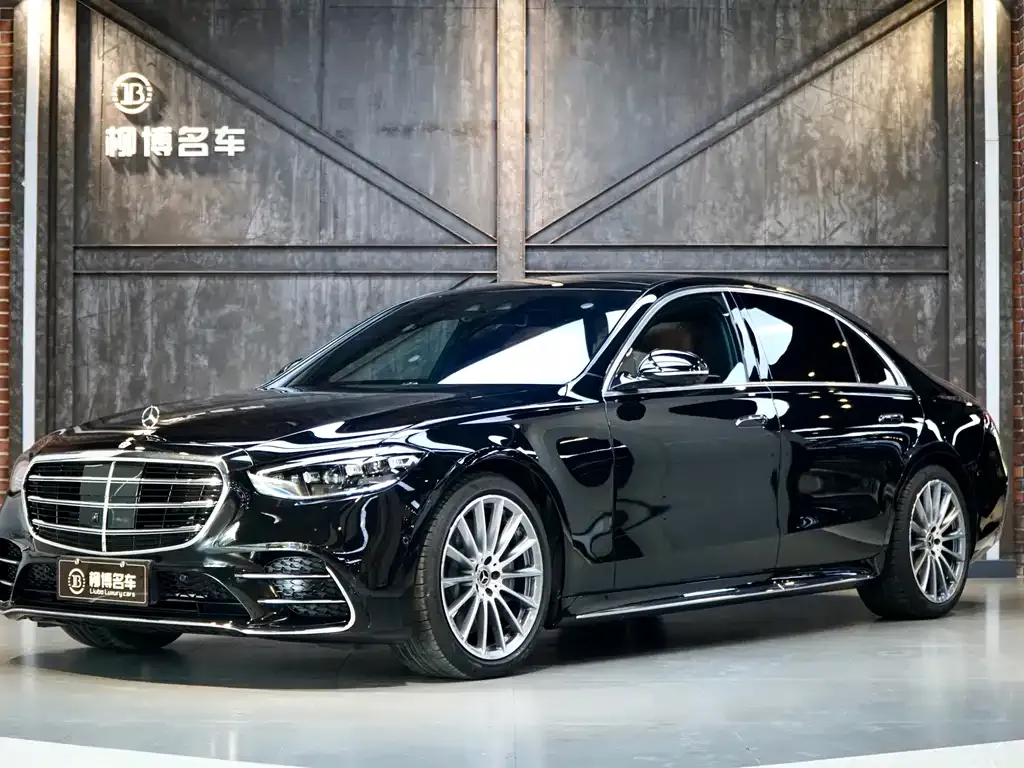 Mercedes-Benz S-Class — фото 1