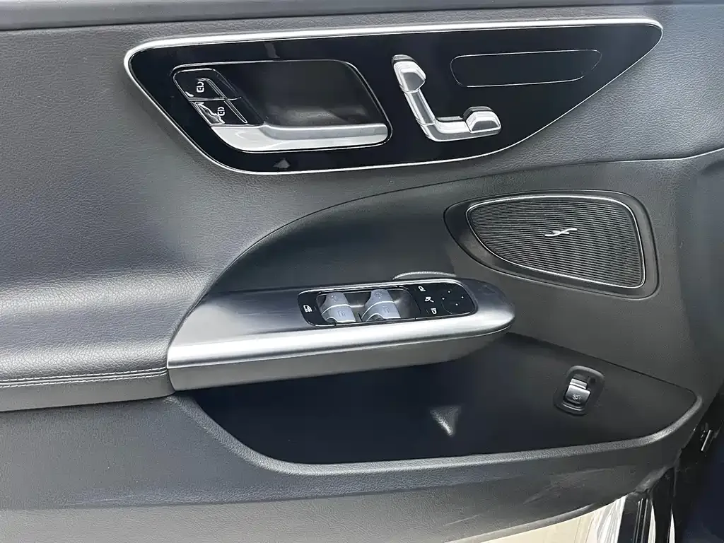 Mercedes-Benz C-Class 2023 из CN, фото 7