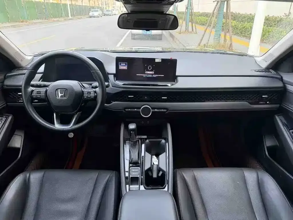 Honda Accord — фото 5
