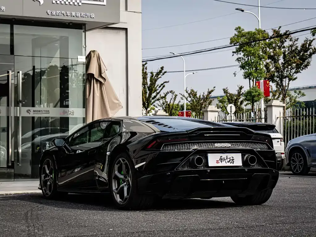 Lamborghini Huracan — фото 7