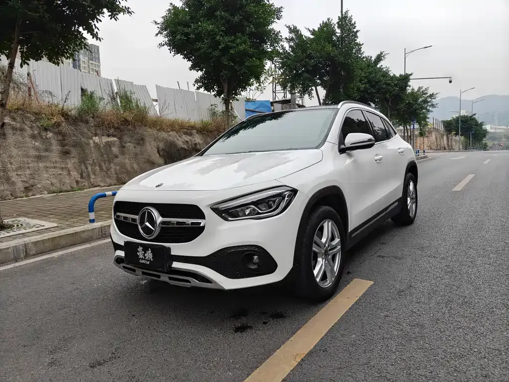 Mercedes-Benz GLA 2023 из CN, фото 1