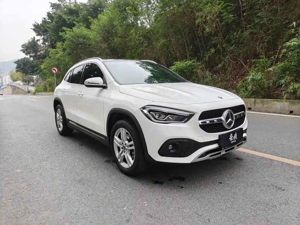 Mercedes-Benz GLA 2023 из CN, фото 4