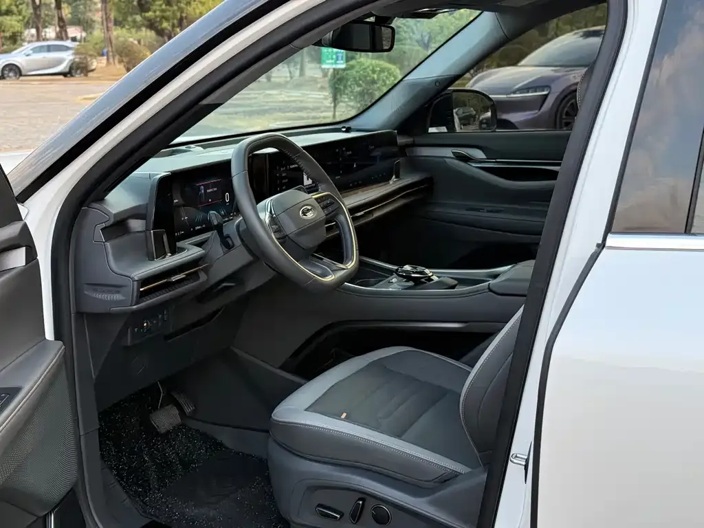 Ford Edge 2024 из CN, фото 2