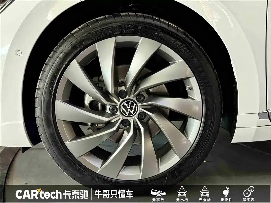 Volkswagen CC 2024 из CN, фото 10