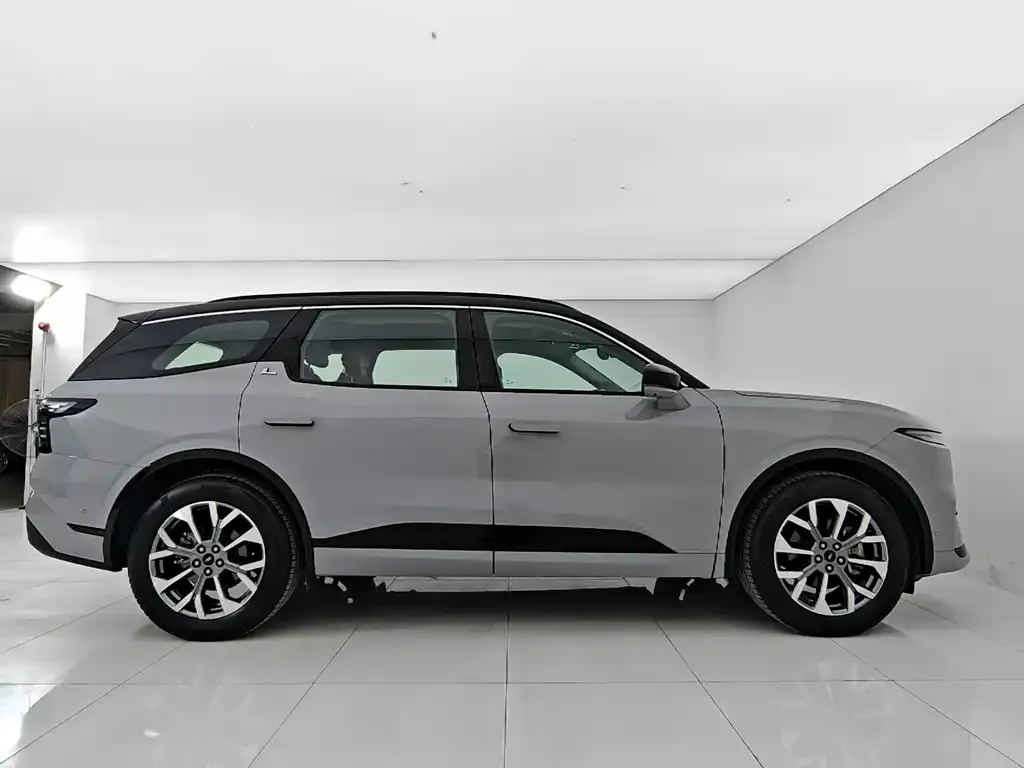 Ford Edge 2023 из CN, фото 5