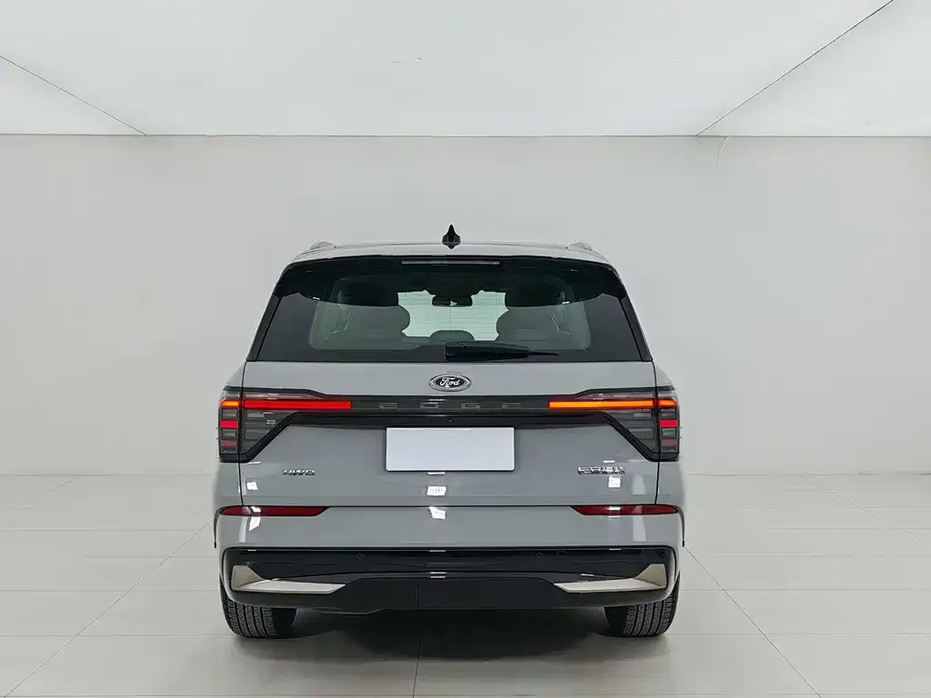 Ford Edge 2023 из CN, фото 2