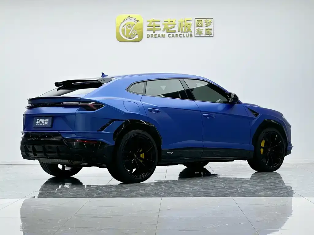 Lamborghini Urus 2023 из CN, фото 3