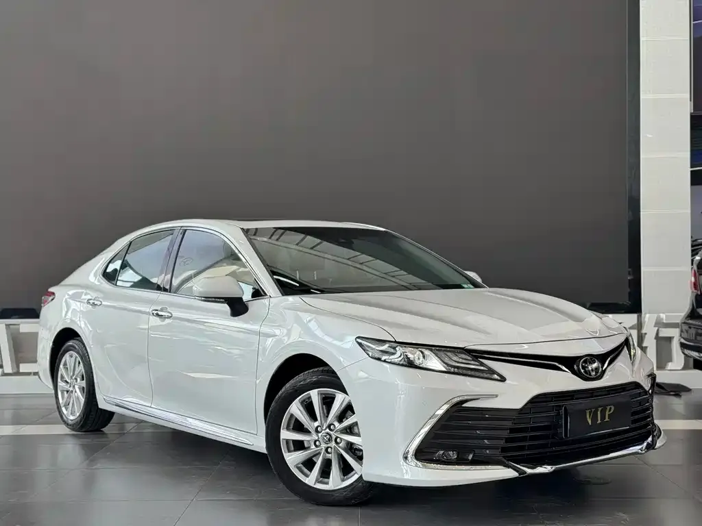 Toyota Camry 2023 из CN, фото 5