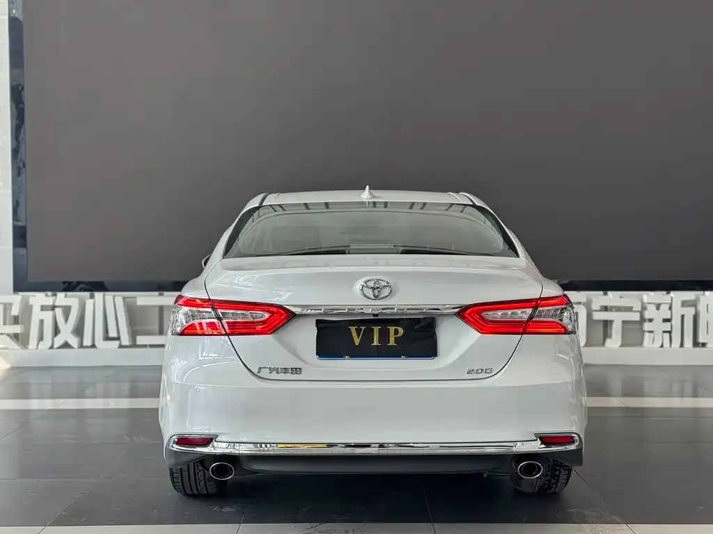 Toyota Camry 2023 из CN, фото 3