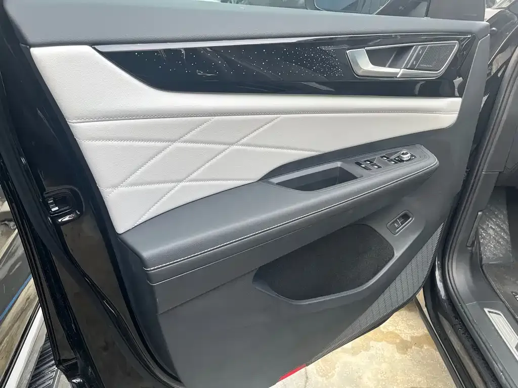 Volkswagen Teramont 2024 из CN, фото 6