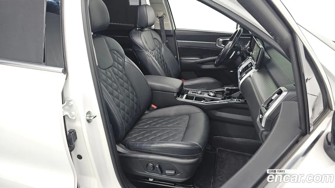 Kia Sorento — фото 10