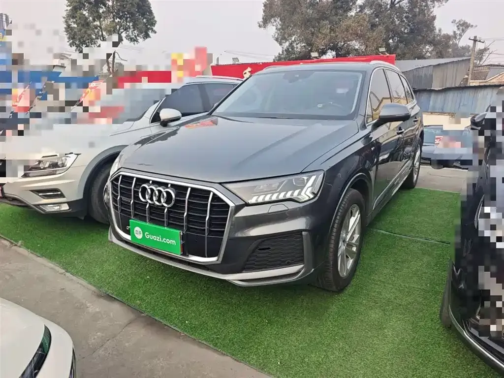 Audi Q7 2021 из CN, фото 1