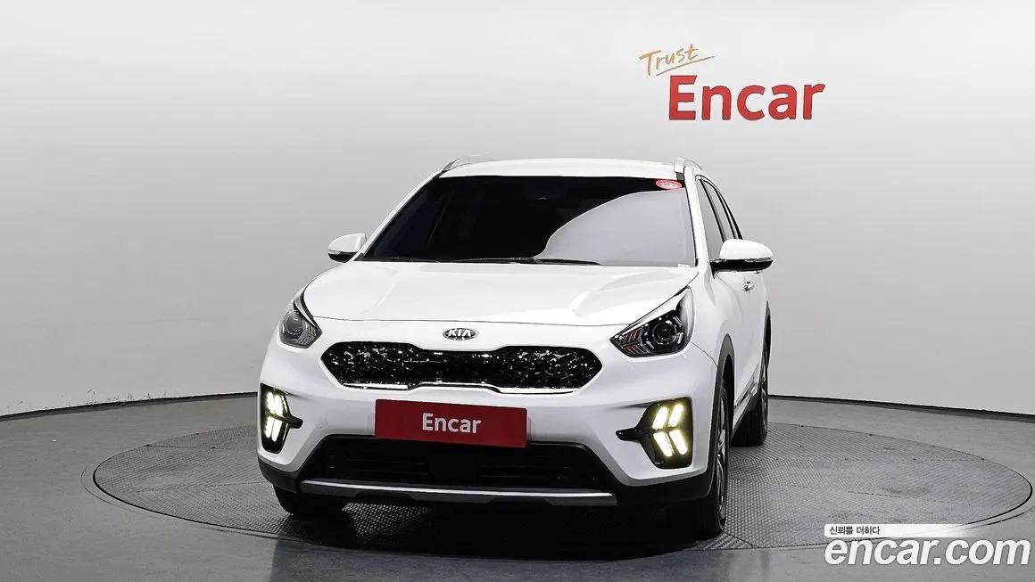 Kia Niro — фото 10
