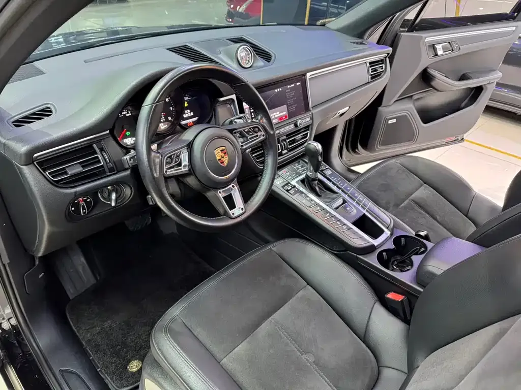 Porsche Macan 2021 из CN, фото 8