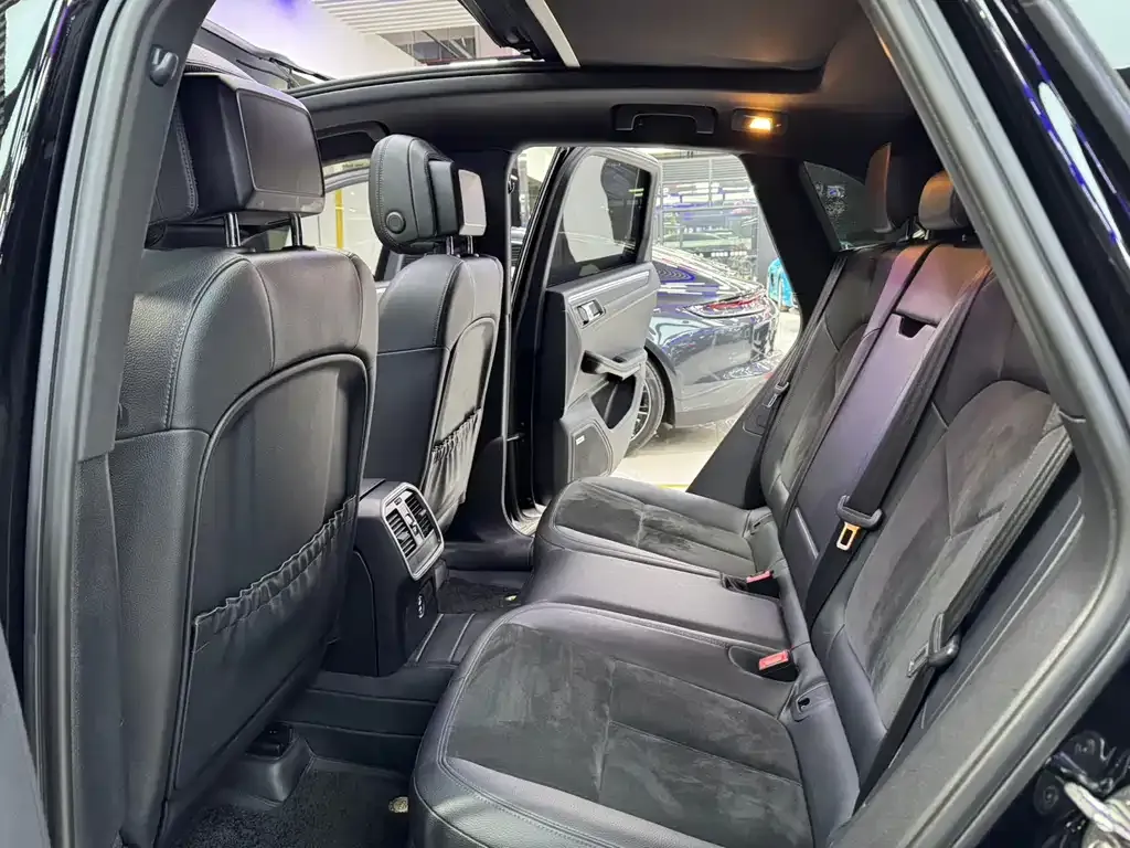 Porsche Macan 2021 из CN, фото 6