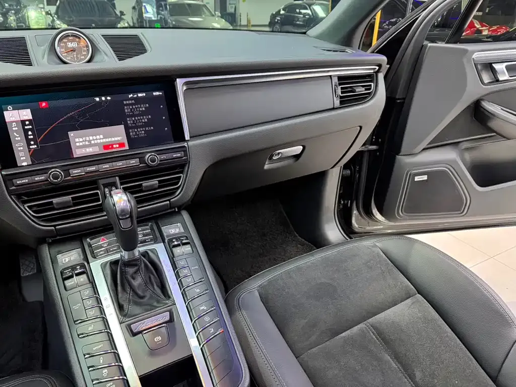 Porsche Macan 2021 из CN, фото 4
