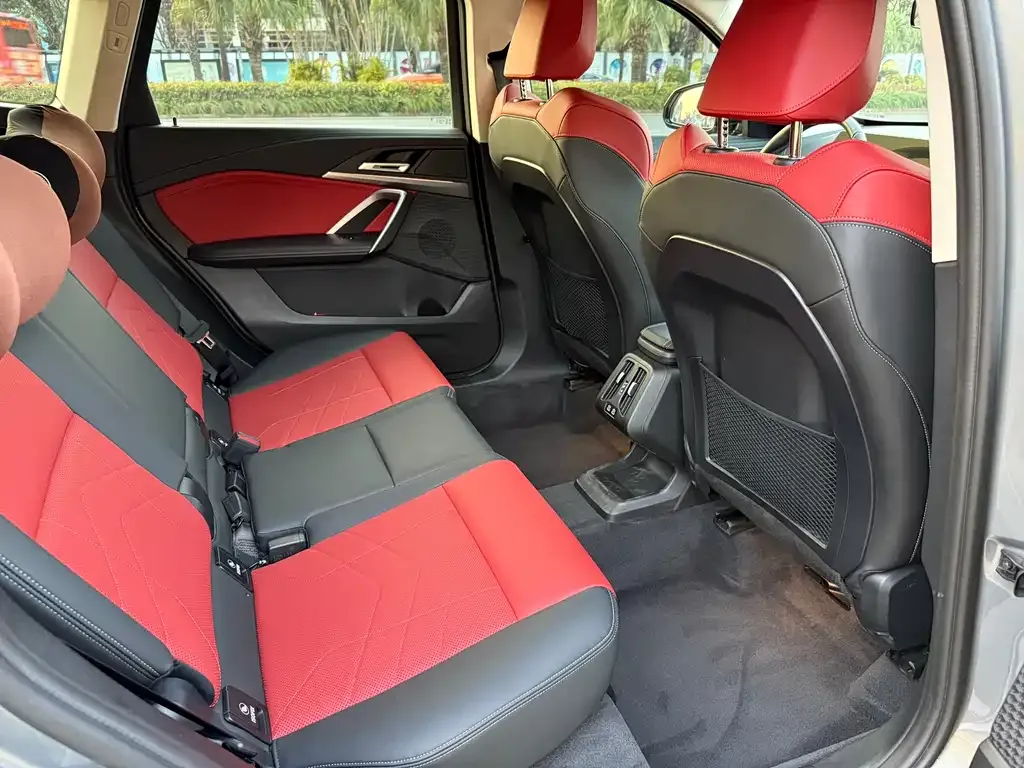BMW X1 2023 из CN, фото 2