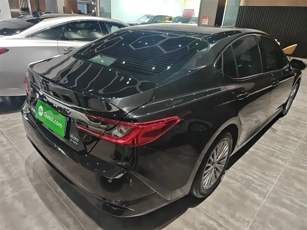 Toyota Camry 2024 из CN, фото 3