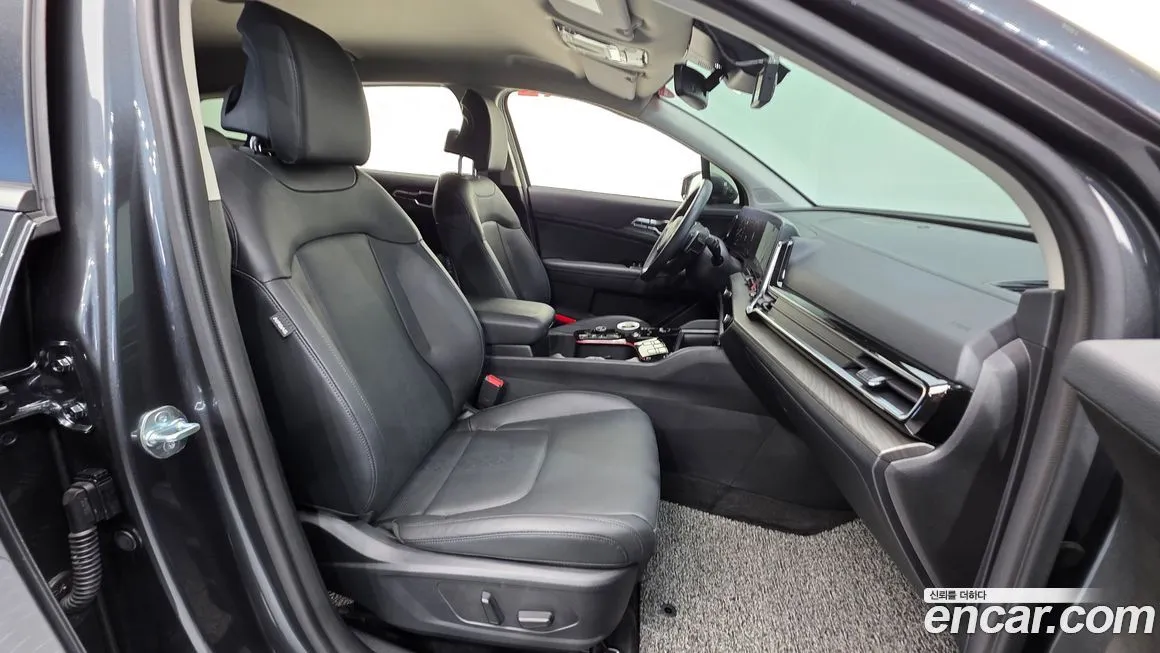 Kia Sportage — фото 10