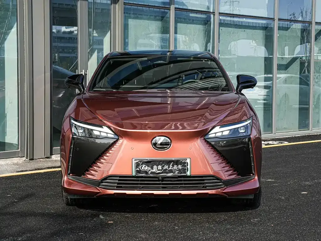 Lexus RZ — фото 2
