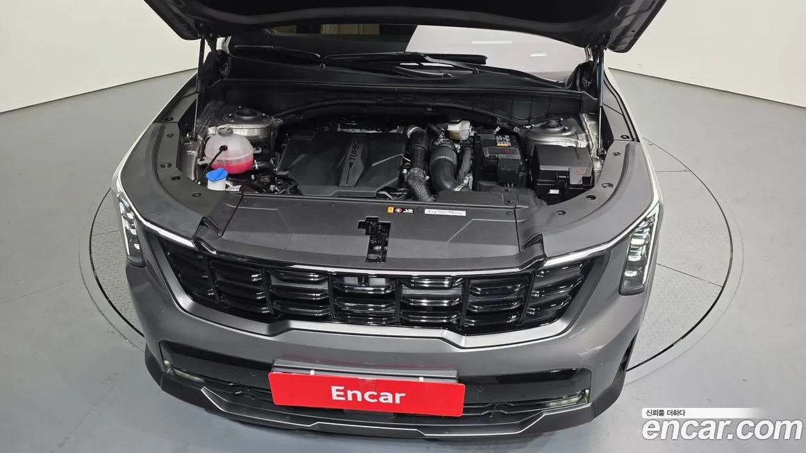 Kia Sorento — фото 6