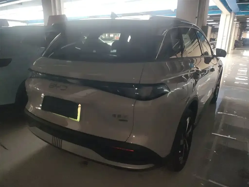 BYD Seal 05 DM-i 2025 из CN, фото 10