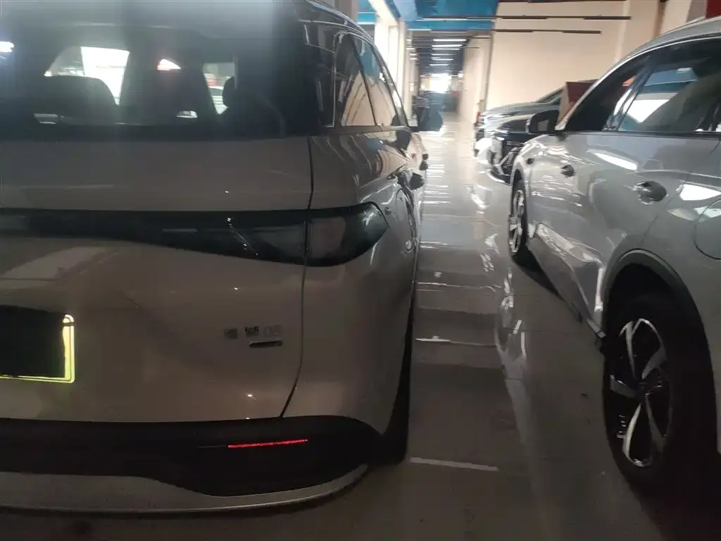 BYD Seal 05 DM-i 2025 из CN, фото 2