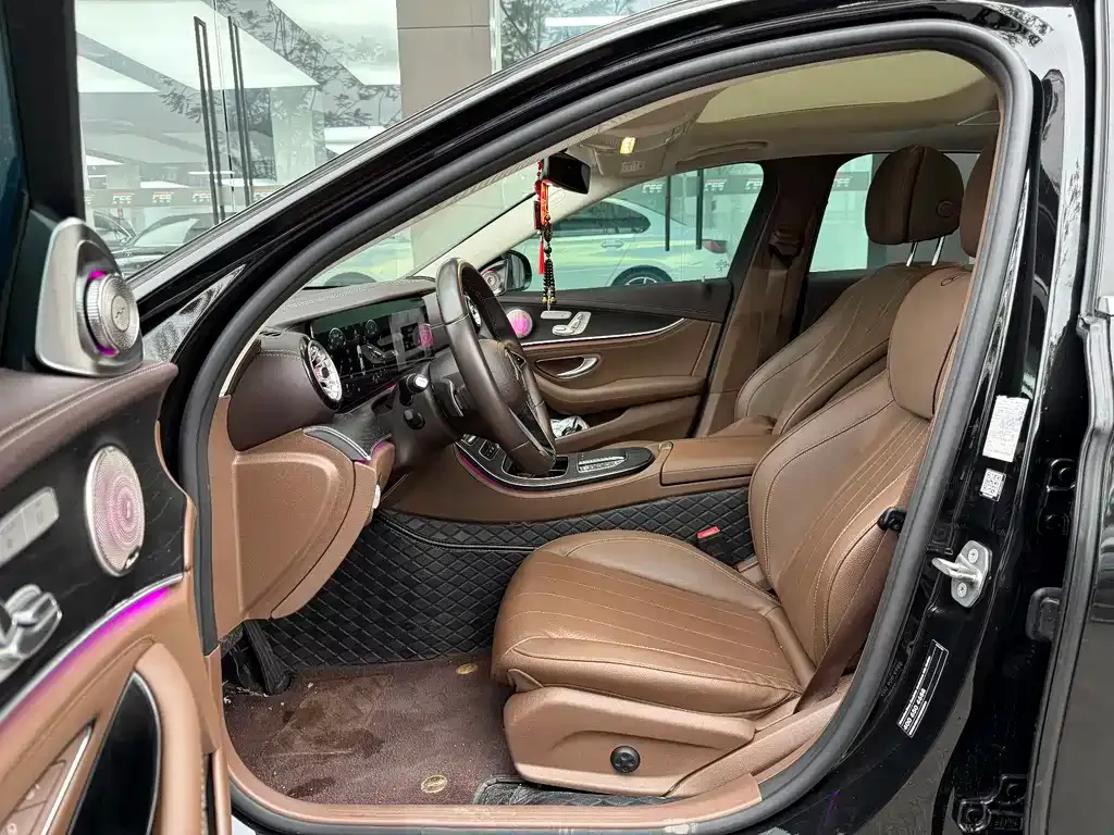 Mercedes-Benz E-Class 2023 из CN, фото 2
