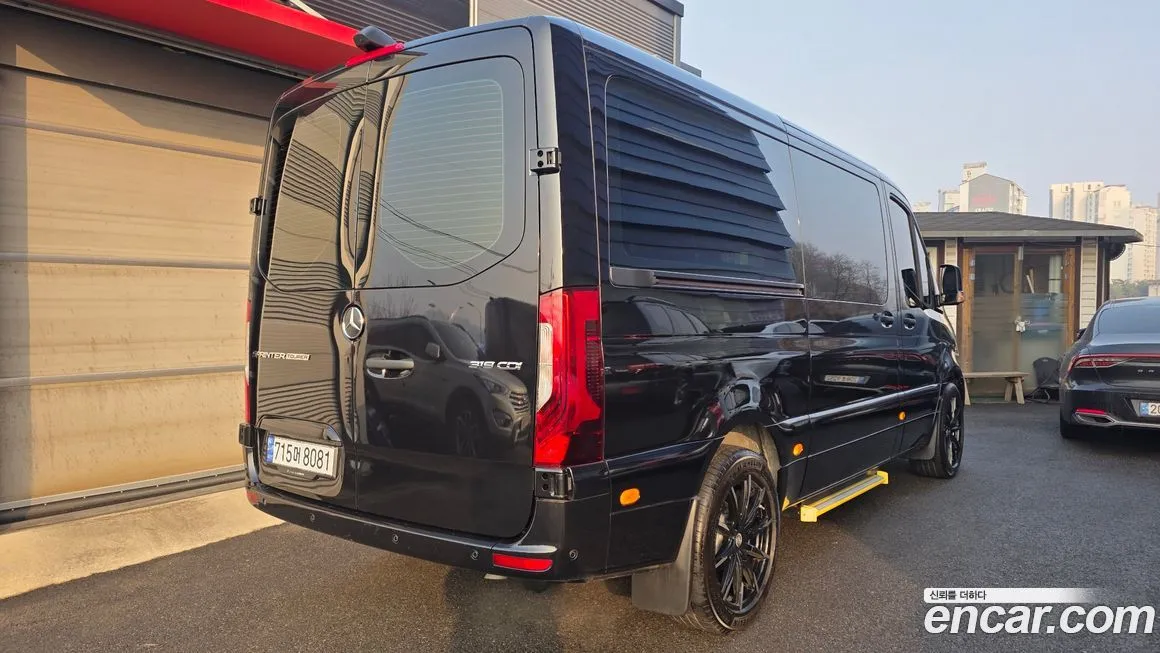 Mercedes-Benz Sprinter 2024 из KR, фото 2