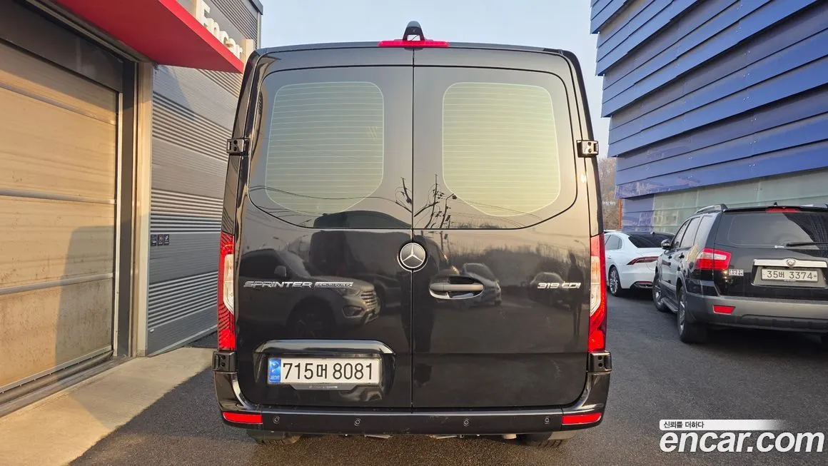 Mercedes-Benz Sprinter 2024 из KR, фото 8