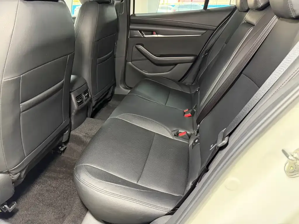 Mazda 3 Axela 2021 из CN, фото 10