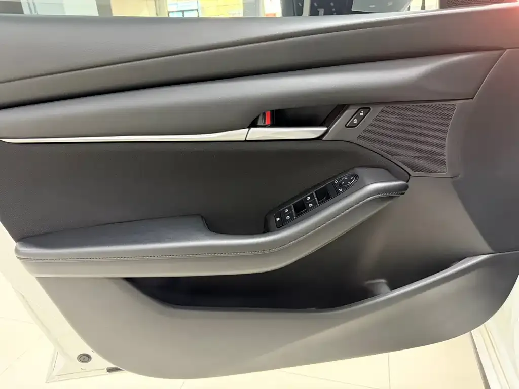 Mazda 3 Axela 2021 из CN, фото 8