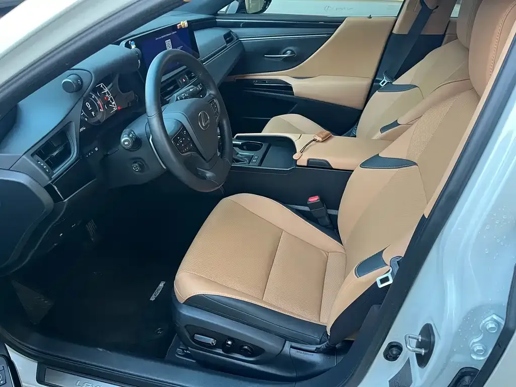 Lexus ES 2024 из CN, фото 5
