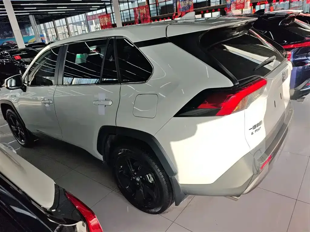 Toyota RAV4 2022 из CN, фото 5
