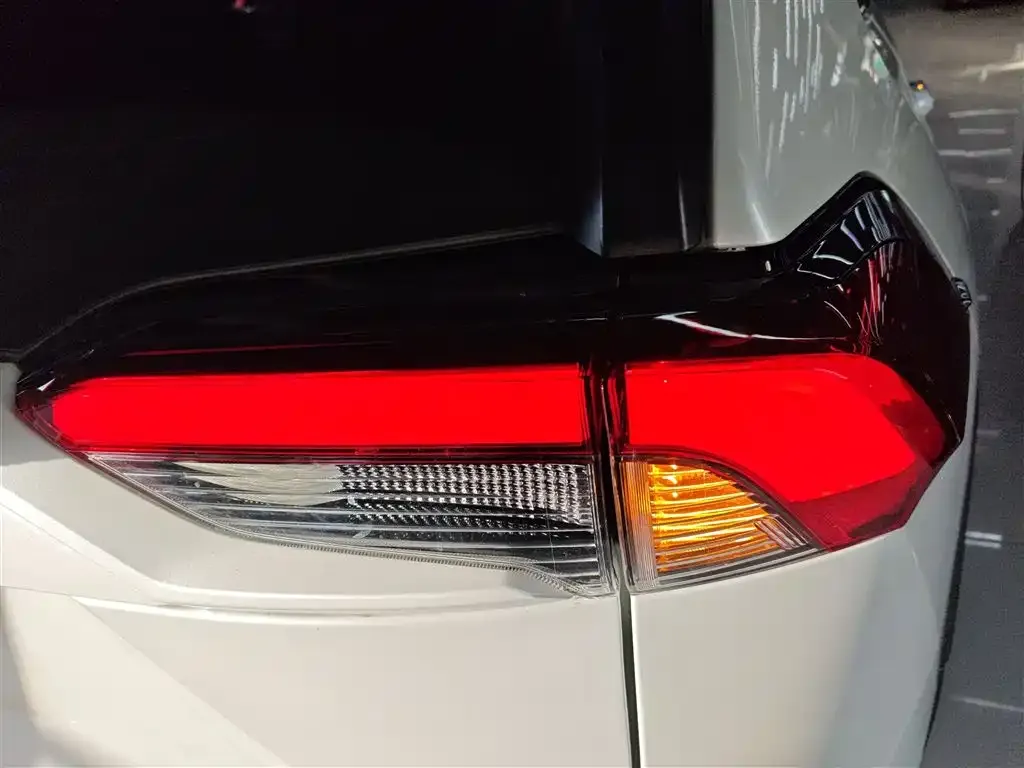 Toyota RAV4 2022 из CN, фото 7