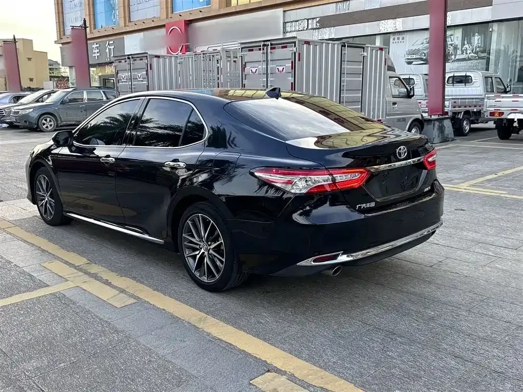 Toyota Camry 2023 из CN, фото 7