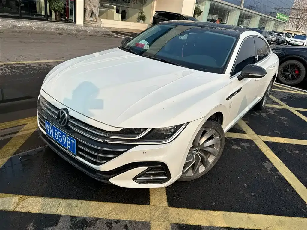 Volkswagen CC 2023 из CN, фото 1